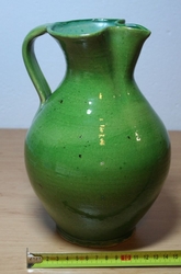 Džbán zeleně glazovaný
